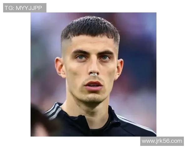 足球明星头像精选男性球员形象展示与魅力解析